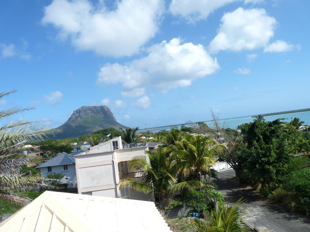 Sunset Villa La Gaulette Exterior photo