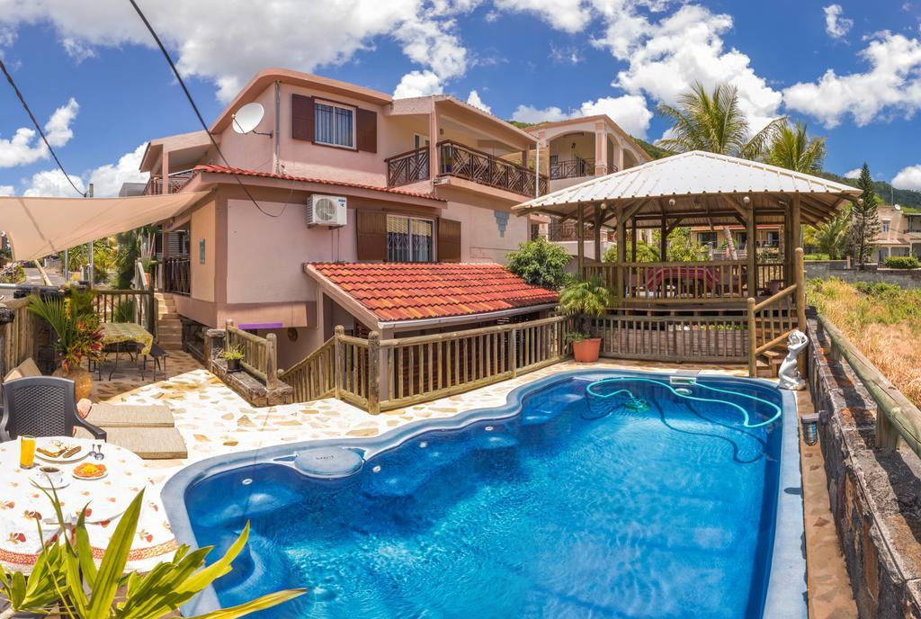 Sunset Villa La Gaulette Exterior photo