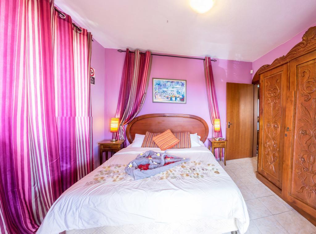 Sunset Villa La Gaulette Exterior photo