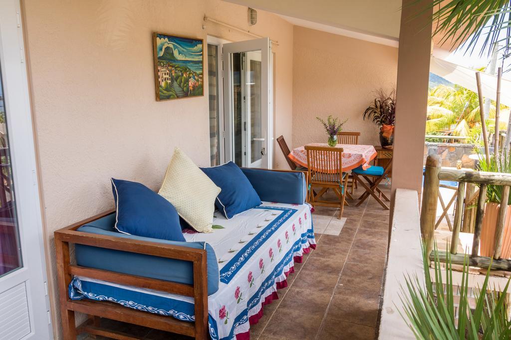 Sunset Villa La Gaulette Exterior photo